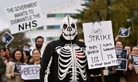 Radiographers picket at Queen Elizabeth hospital in Birmingham