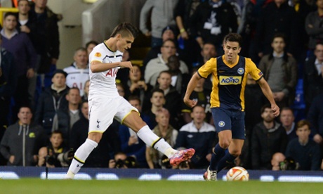 Tottenham’s Erik Lamela scores an incredible rabona.