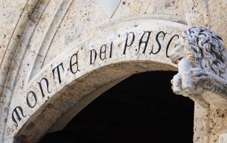 The entrance of the Monte dei Paschi di Siena bank headquarters is seen in downtown Siena, August 16, 2014.