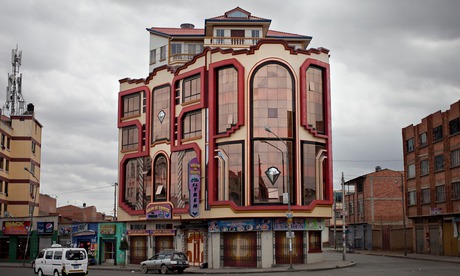 The Bolivian architect whose “New Andean” style is transforming El Alto