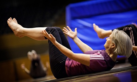 Elderly person practising a sport