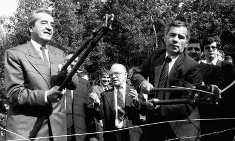 1989 cutting iron curtain Hungary