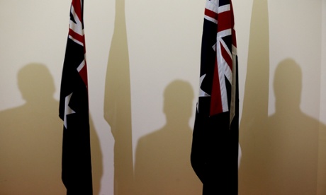 The shadows: Environment minister Greg Hunt, PUP leader Clive Palmer and Bernie Fraser