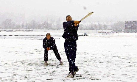 Paul Collingwood and Steve Harmison playing cricket in the snow in 1999