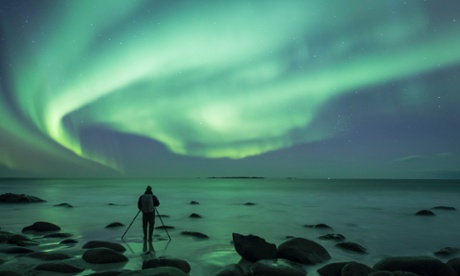 Photographing aurora, Uttakleiv, Norway