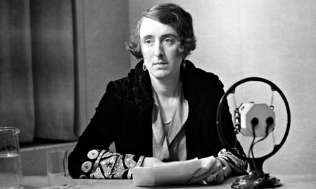 Vita Sackville-West broadcasting for BBC Radio, 1934