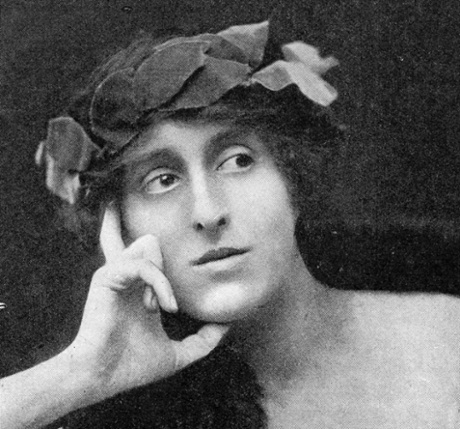 Vita Sackville-West in sapphic mood.