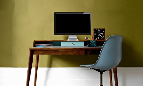Duracell: contemporary home office setting