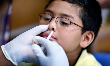 A nasal flu vaccine being used in the US. But what is the evidence for its effectiveness?