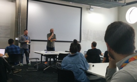 Dan Sinker and Trei Brundrett running their session at MozFest