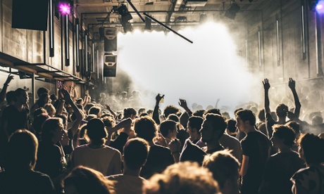 Public LIAM, Trouw Amsterdam