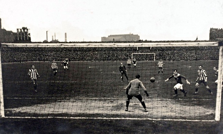 Jimmy Spiers scores as Bradford City beat Newcastle United 1-0 in the 1911 FA Cup final
