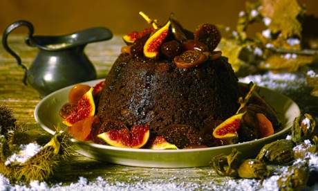 Steamed spiced fruit pudding