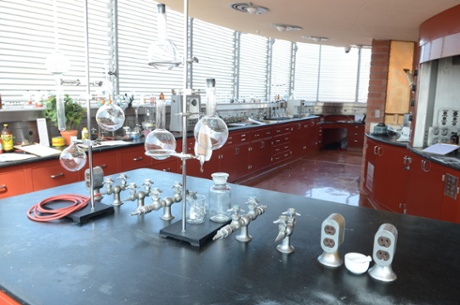 A full mock-up of what one of the research tower labs would have looked like in the 1950s.