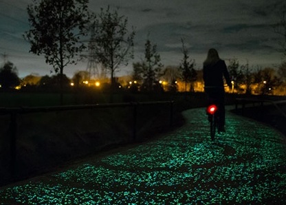 Daan Roosegaarde’s cycling path in Noord-Brabant