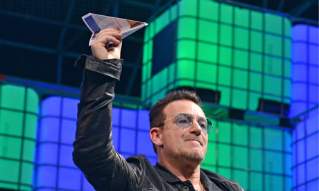 Bono with a plane … (NB not the one his suitcase fell out of)