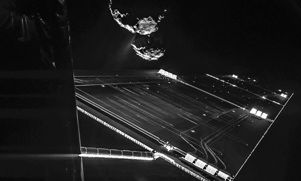 [Image: The-Philae-lander-snaps-a-010.jpg]