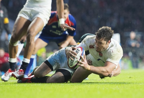 Brad Barritt does well to find the corner.