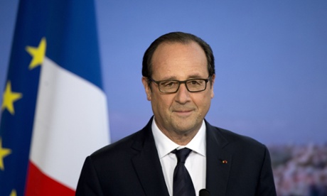 French President Francois Hollande delivers a speech to the French community in Sydney on November 18, 2014.  Hollande is on a two-day state visit to Australia following the G20 Summit over the weekend.