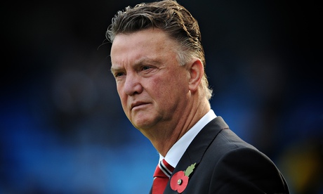 The Manchester United manager, Louis van Gaal, was nonplussed by the actions of Chris Smalling again