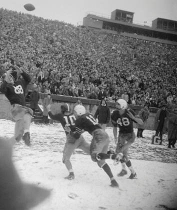 Ted Kennedy, Harvard v Yale football