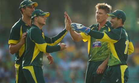 Steve Smith and James Faulkner lead Australia to a 4-1 series victory over South Africa at the SCG.  (Mark Kolbe/Getty Images)