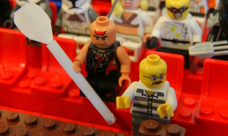 George Brandis defends David Johnston in the senate. #BrickSenate