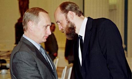Vladimir Putin and Sergei Pugachev in 2000
