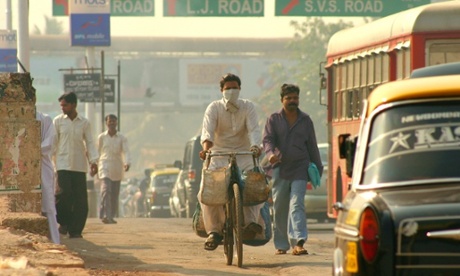 City traffic in Mumbai