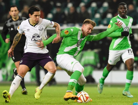 Nicklas Bendtner keeps the ball from Muhamed Besic. Bendtner and Wolfsburg have started positively.