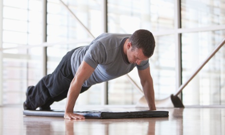 Man doing press-ups