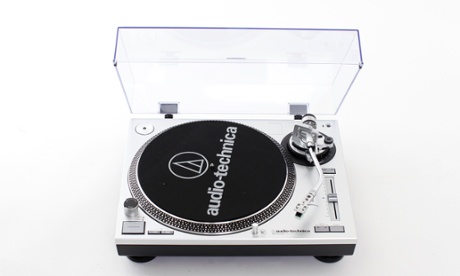 6. Audio Technica LP120USBC Direct-Drive Turntable  £279 audiotechnicashop.com