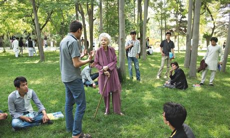 Nancy Hatch Dupree with science students outside the Afghanistan Centre at Kabul University