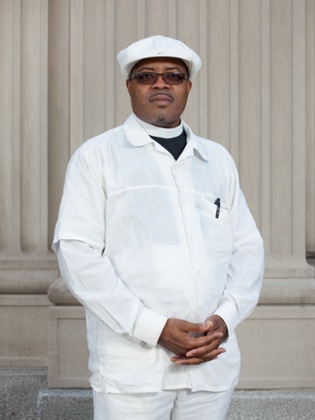 Photos of the Detroit Walk-In Portrait Studio