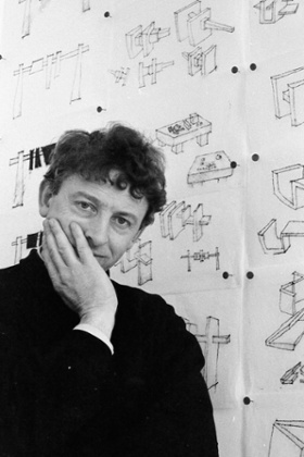 Geoffrey Clarke's sculptures had a hand-crafted look, at a time when artistic fashion had turned away from skill and towards slickness.