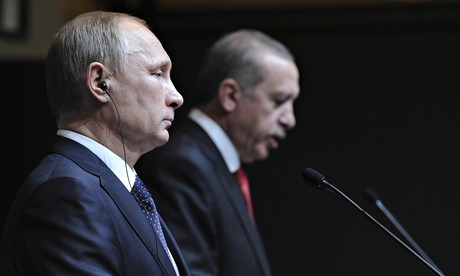 Russia's President Vladimir Putin, left, and his Turkish counterpart, Recep Tayyip Erdoğan, at the c