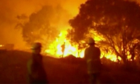 Bushfires rage in North Stradbroke Island