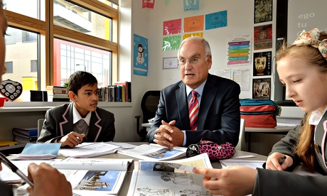 Sir Michael Wilshaw visits a primary school