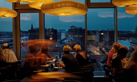 Sticks 'n' Sushi at the Tivoli hotel