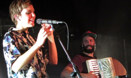 pomplamoose