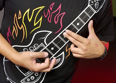 Electronic rock guitar T-shirt
