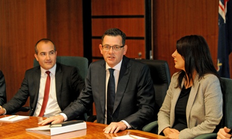 Daniel Andrews, centre, addresses ministers at the first cabinet meeting of the newly elected Labor government.