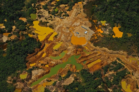 Filthy Riches, by Charlie Hamilton James, finallist in the world in our hands category, 2014.