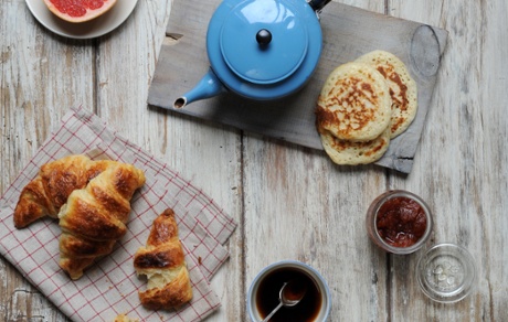 When your greedy hands are grabbing at the freshly baked results of your early morning baking, all that tiredness just melts away.