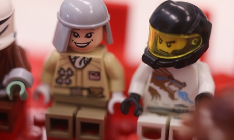 The Greens Lee Rhiannon chats with Ricky Muir after a division