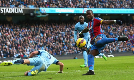 The tight angle gets the better of Yannick Bolasie as he fires into the side netting.