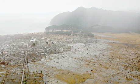 devastation caused by the Boxing Day tsunami to Banda Aceh