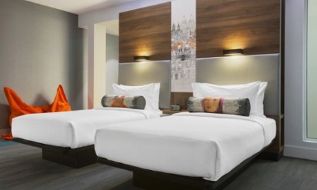 The Aloft’s modern bedrooms are gloomy thanks to a bizarre grey colour scheme, but they are functional and well-equipped