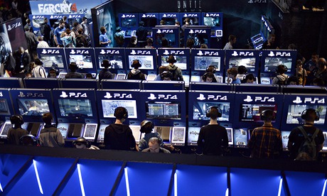 PlayStation 4 players