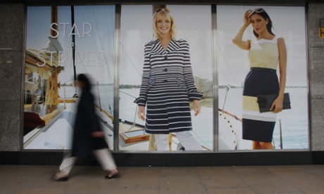 M&S ad campaign with Twiggy and Lisa Snowdon